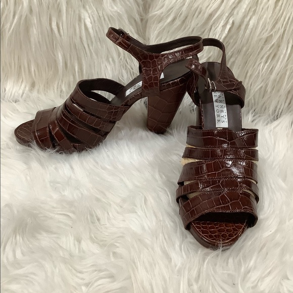 Barneys New York Shoes - BARNEY NEW YORK CROCODILE HEELS